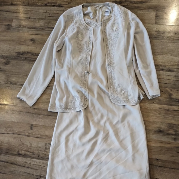 R & M Richards Dress & jacket 10 Beige Beaded VNeck Long Lined Mother Of Bride - Picture 6 of 14
